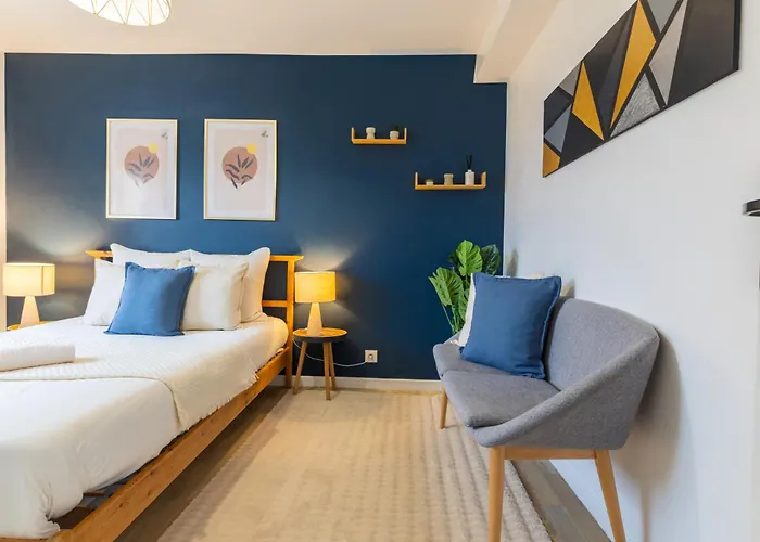 Appartement Avec 3 Et Jardin *